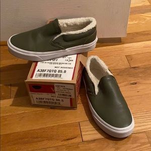 Vans Classic Fleece Leather Slip on sneakers